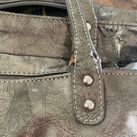 COPY - Valentino Garavani Petale Patent Leather Tote - Picture 5 of 8